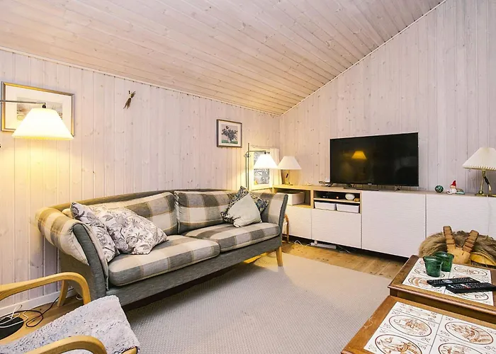 7 Person Holiday Home In R Rvig